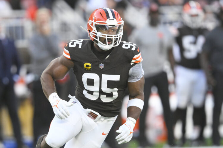 Browns’ Garrett: From Football Hero To Speeding Offender? - 3hbdl8i